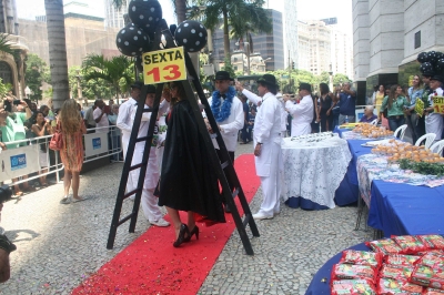 Sexta 13-20